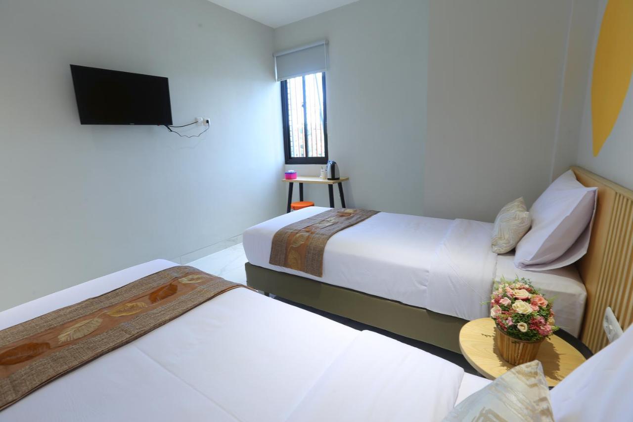 Genio Inn - Mantos Manado Exteriér fotografie